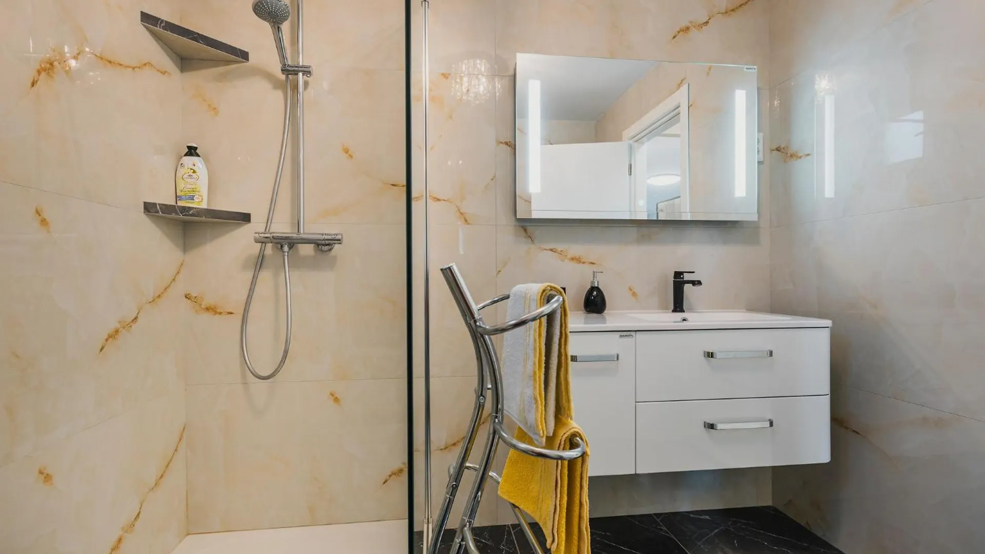 Bluemarine Apartment Umag 0*,  Croatia